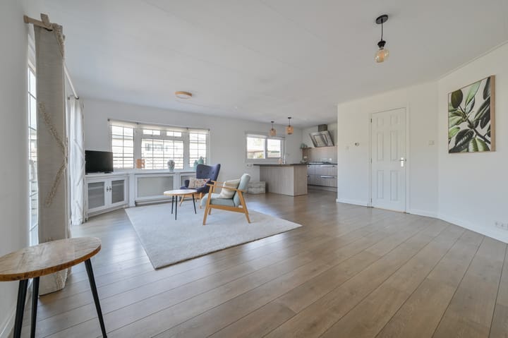 Foto 2 van Hoofdweg 98-R128