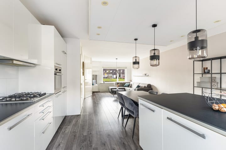 Foto 4 van Simon Vestdijk-erf 162