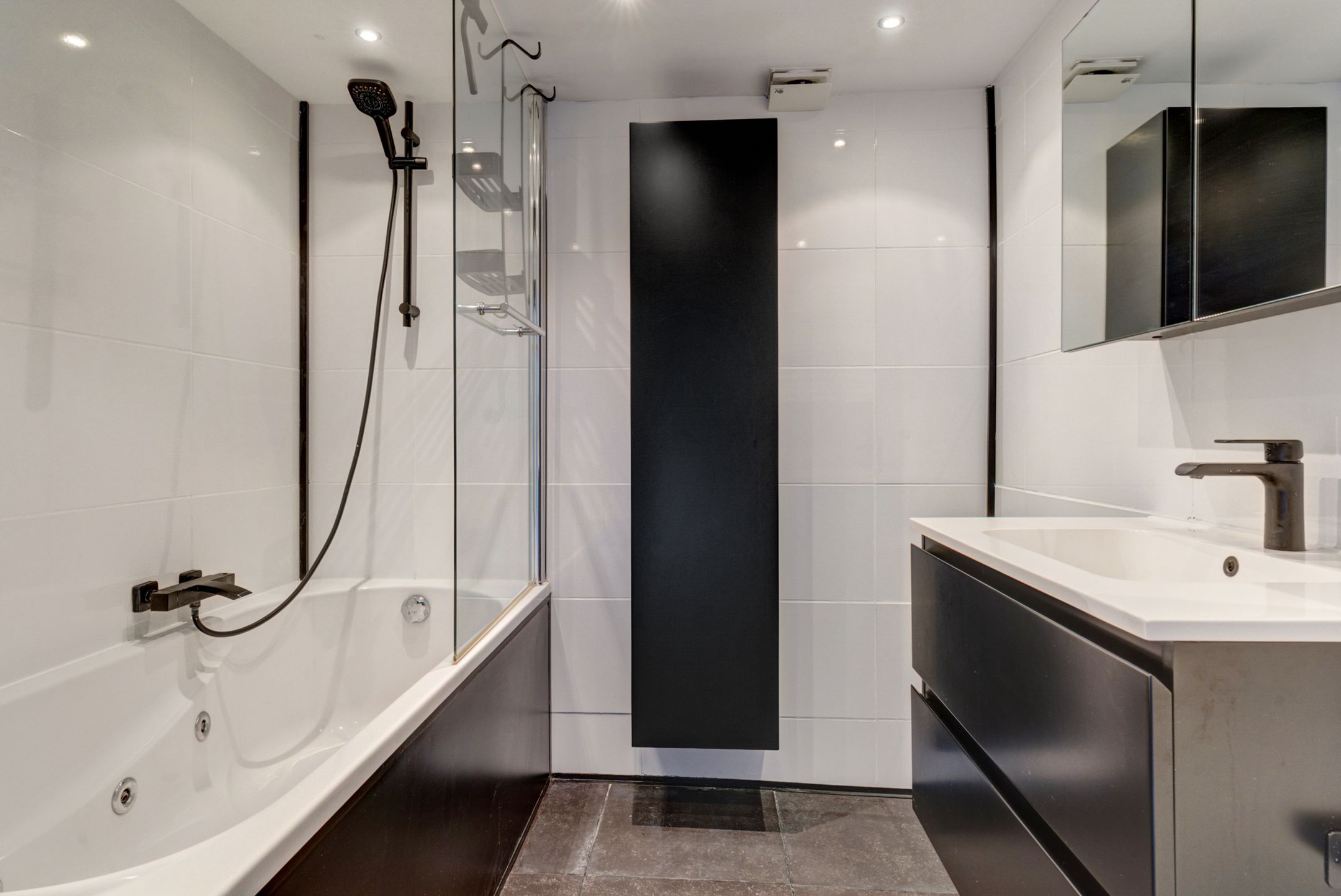 Photo 21 of Industrielaan 75