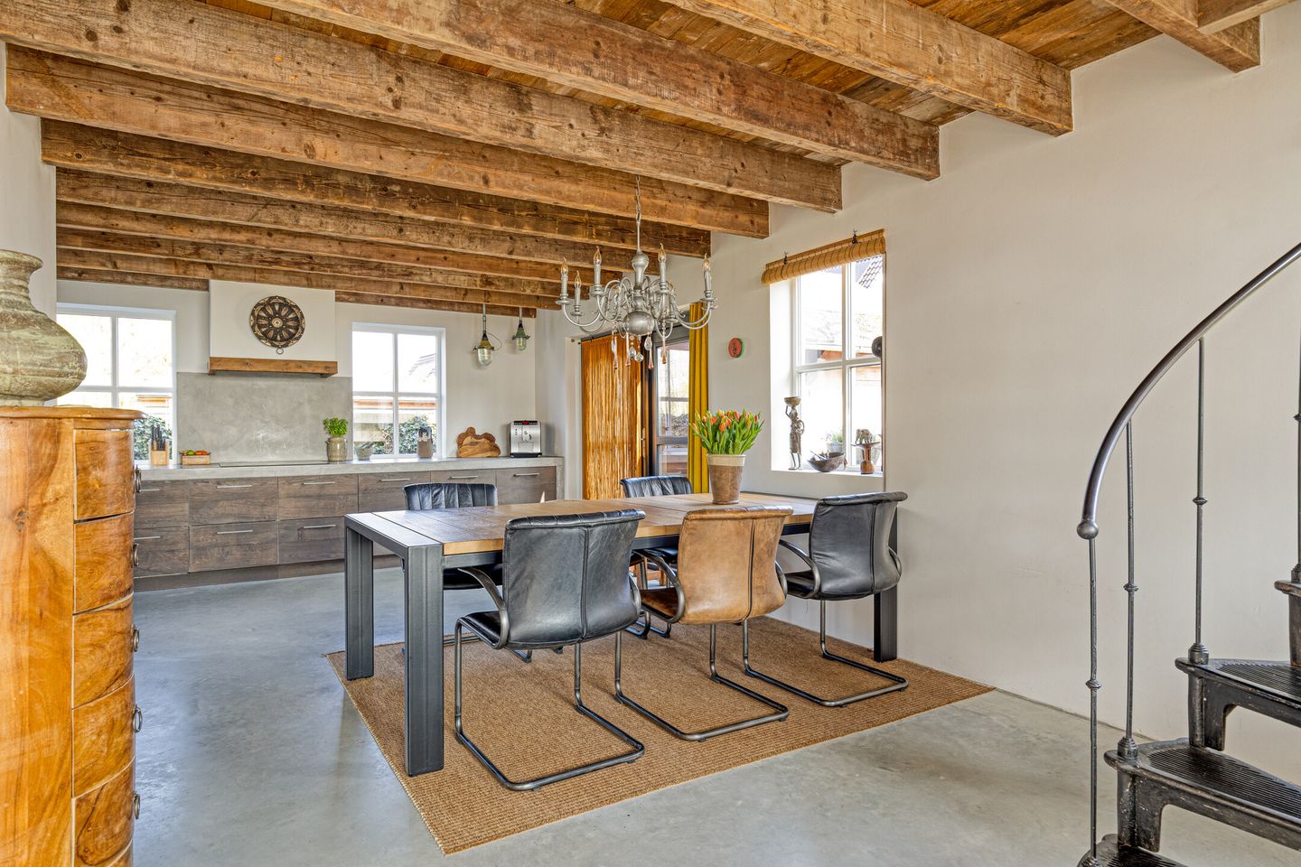 Foto 10 van Zuiderdiep 65