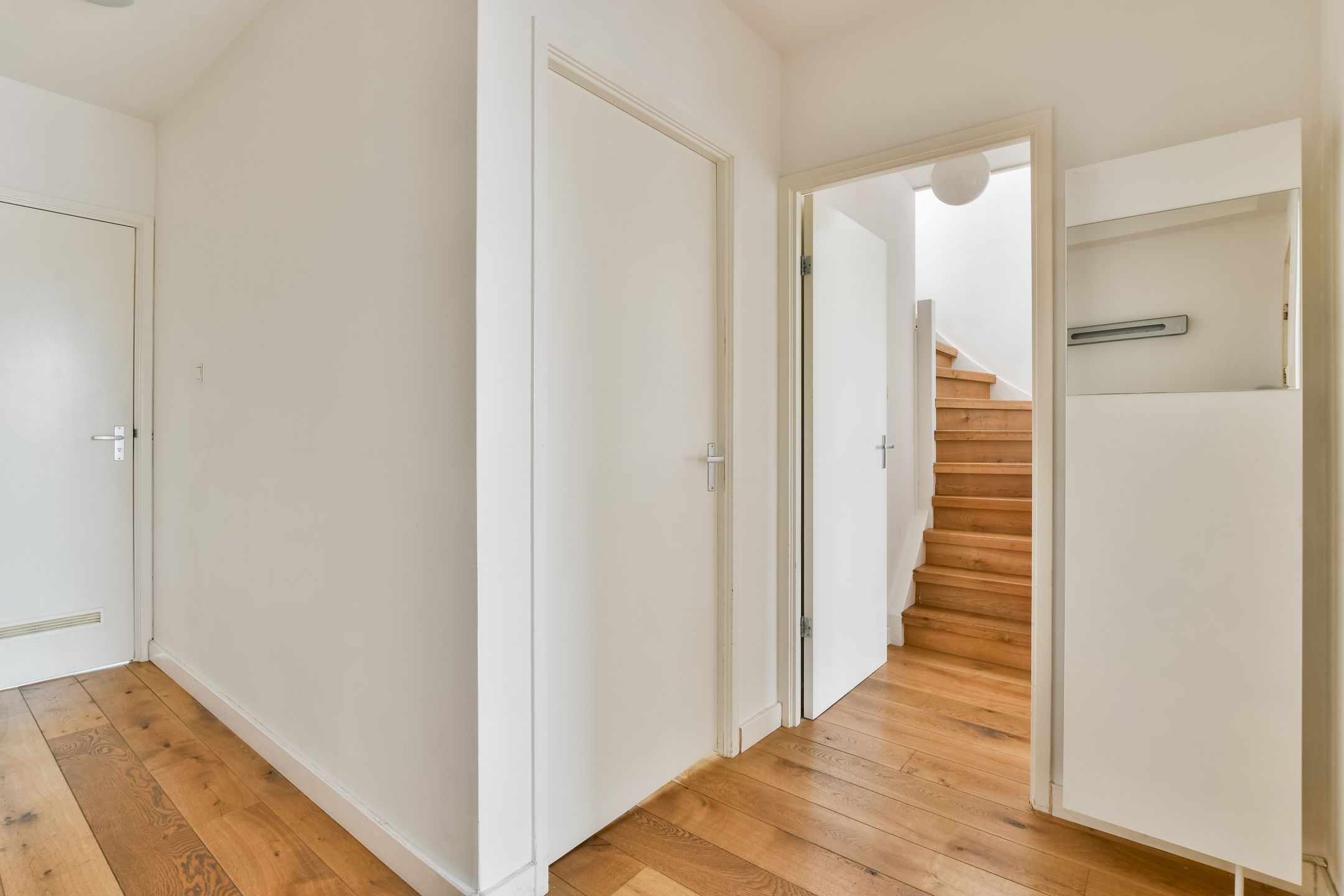 Foto 21 van Witte de Withstraat 164-3