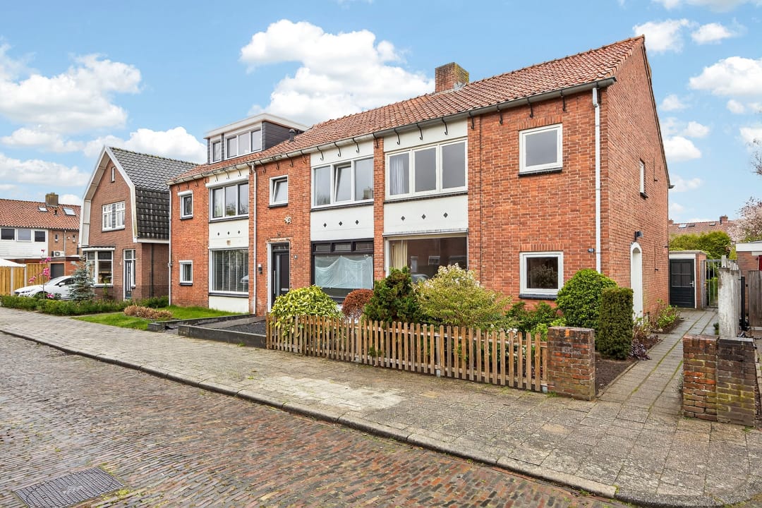 Photo 37 of Berendinastraat 48