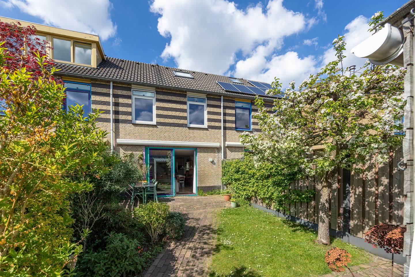 Foto 19 van Zenderstraat 63