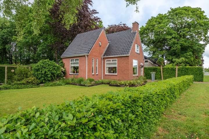 Photo 4 of Oosterstraat 66