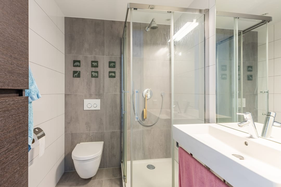 Luxury 3-Level Apartment on Oosterdokseiland with Perpetual Leasehold Paid Off — 32