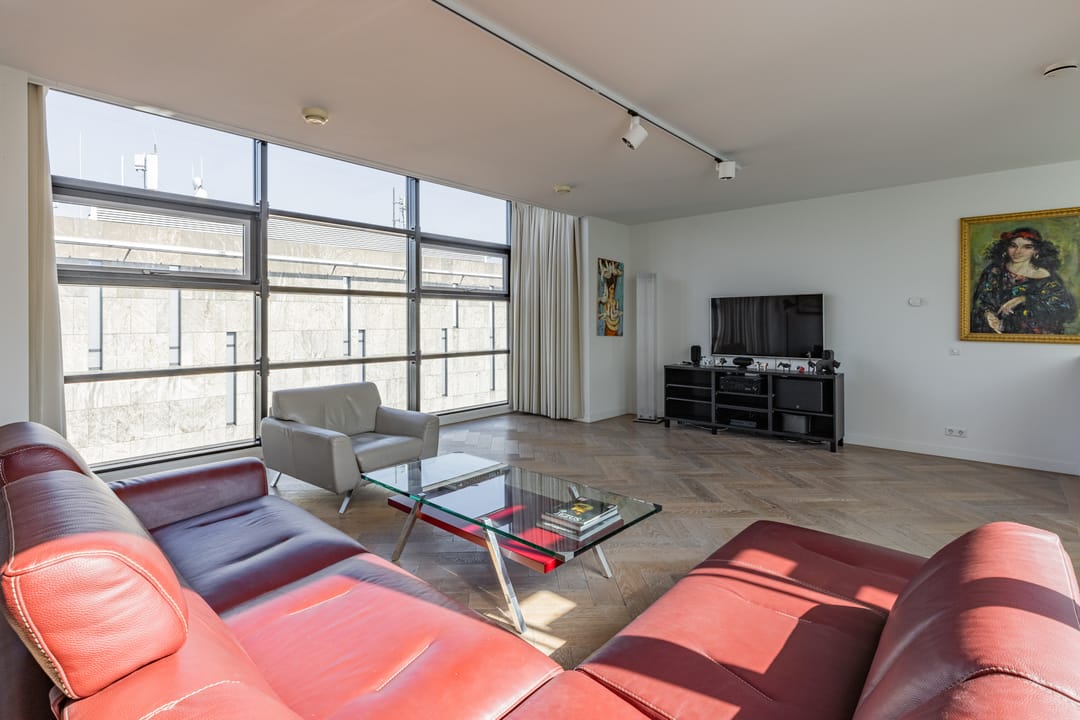 Luxury 3-Level Apartment on Oosterdokseiland with Perpetual Leasehold Paid Off — 37