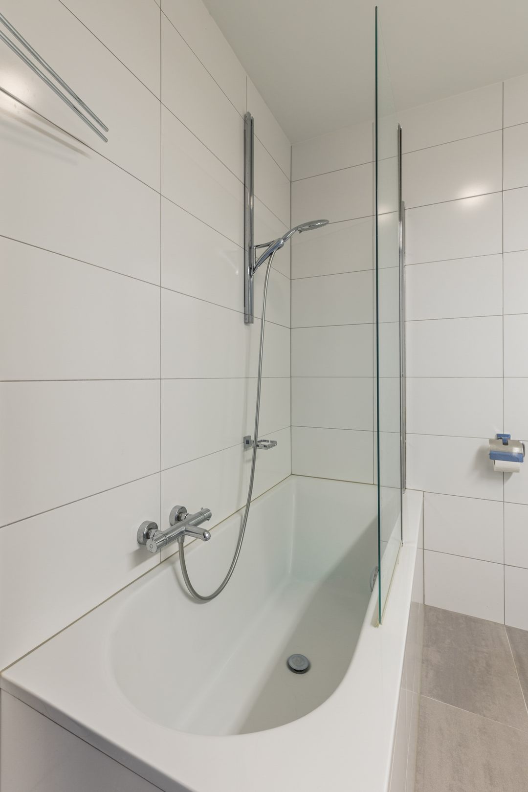 Luxury 3-Level Apartment on Oosterdokseiland with Perpetual Leasehold Paid Off — 31