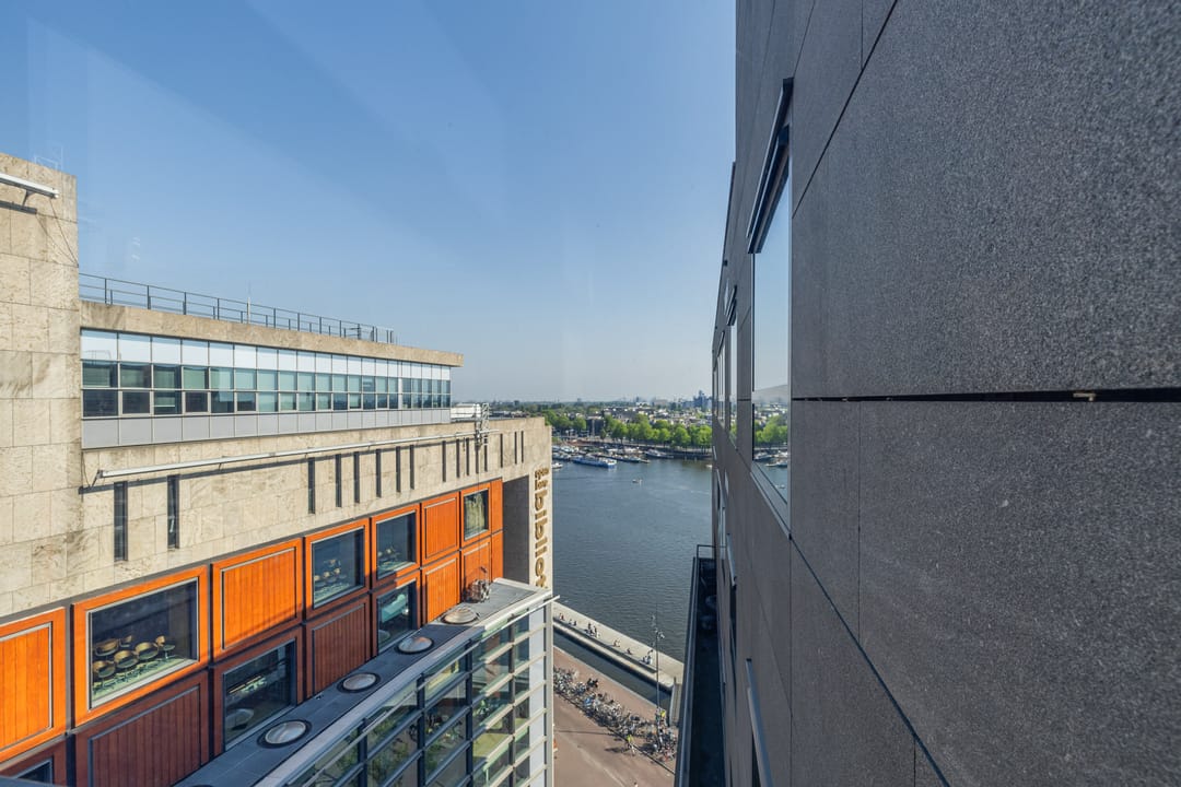Luxury 3-Level Apartment on Oosterdokseiland with Perpetual Leasehold Paid Off — 16