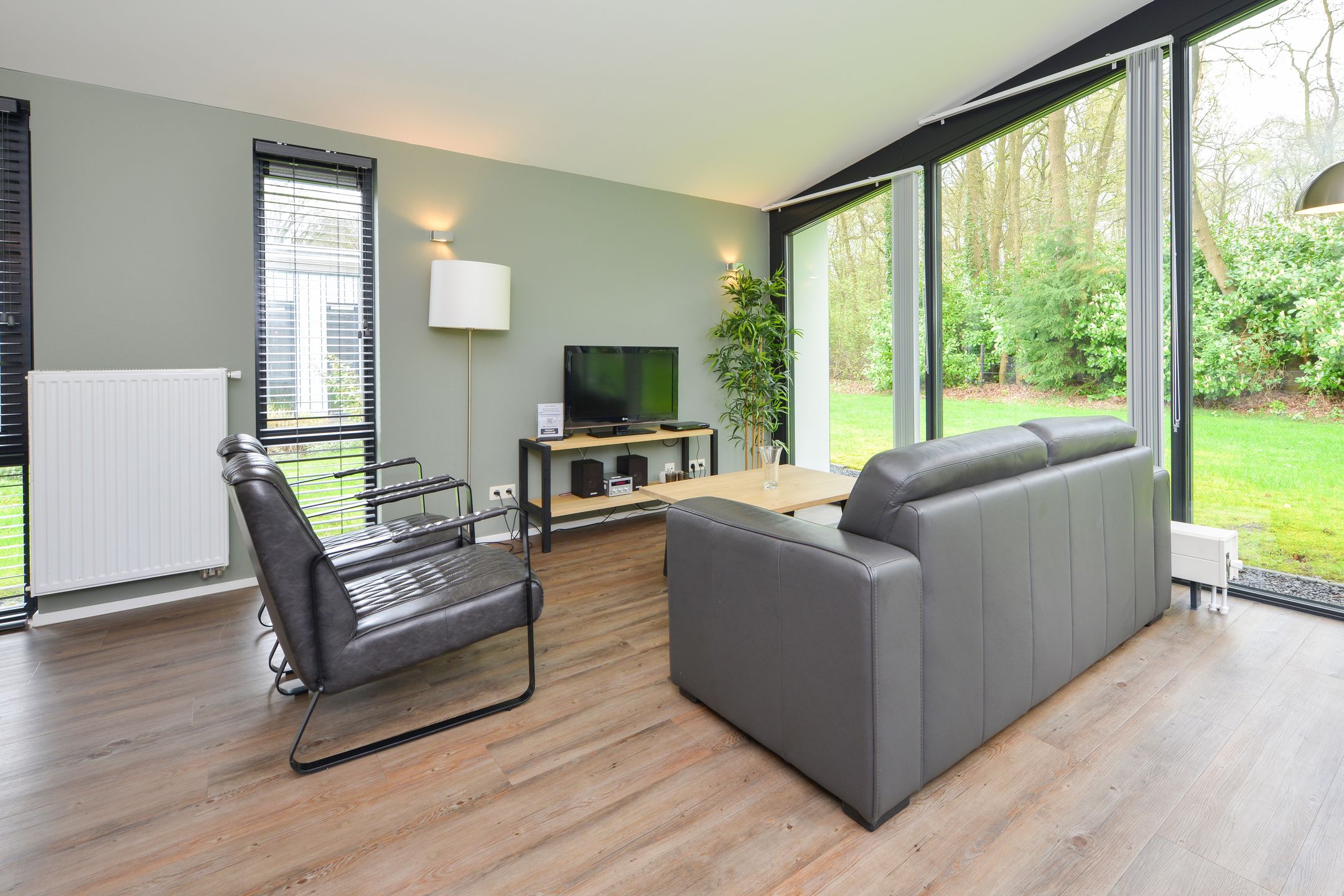 2-bedroom freehold villa in Overberg — photo 4 of 5