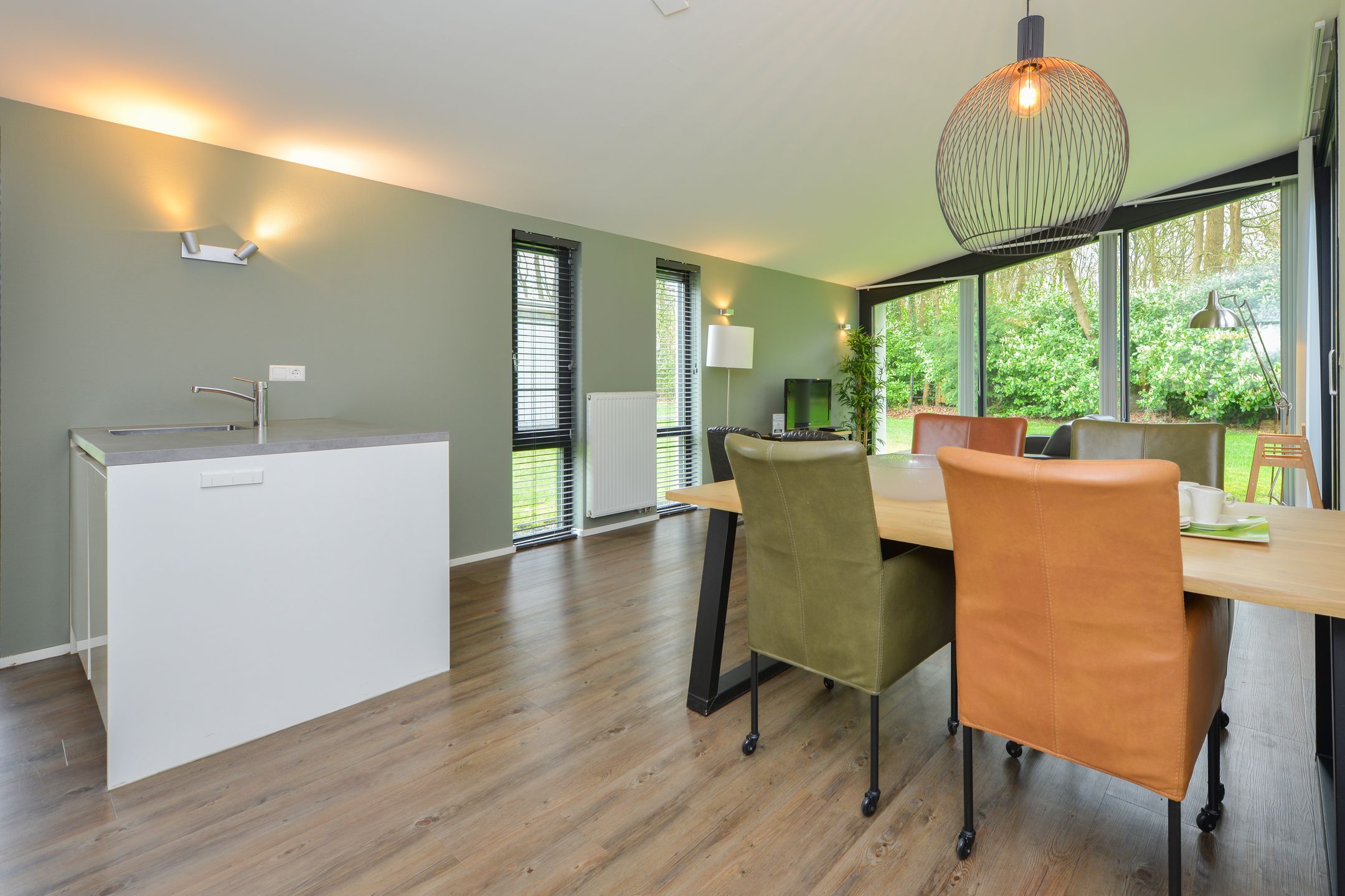 Photo 6 of Dwarsweg 73-AR9