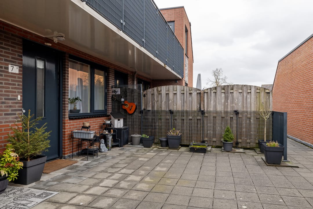 Photo 2 of Dorpsstraat 7-A