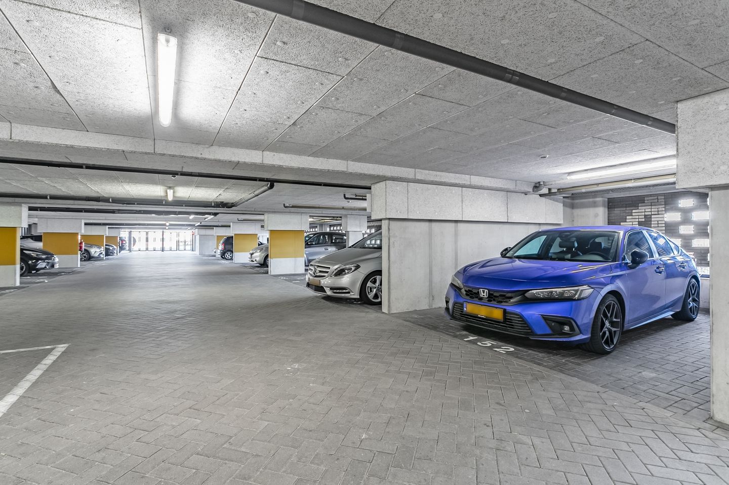 Foto 29 van Vurehout 435