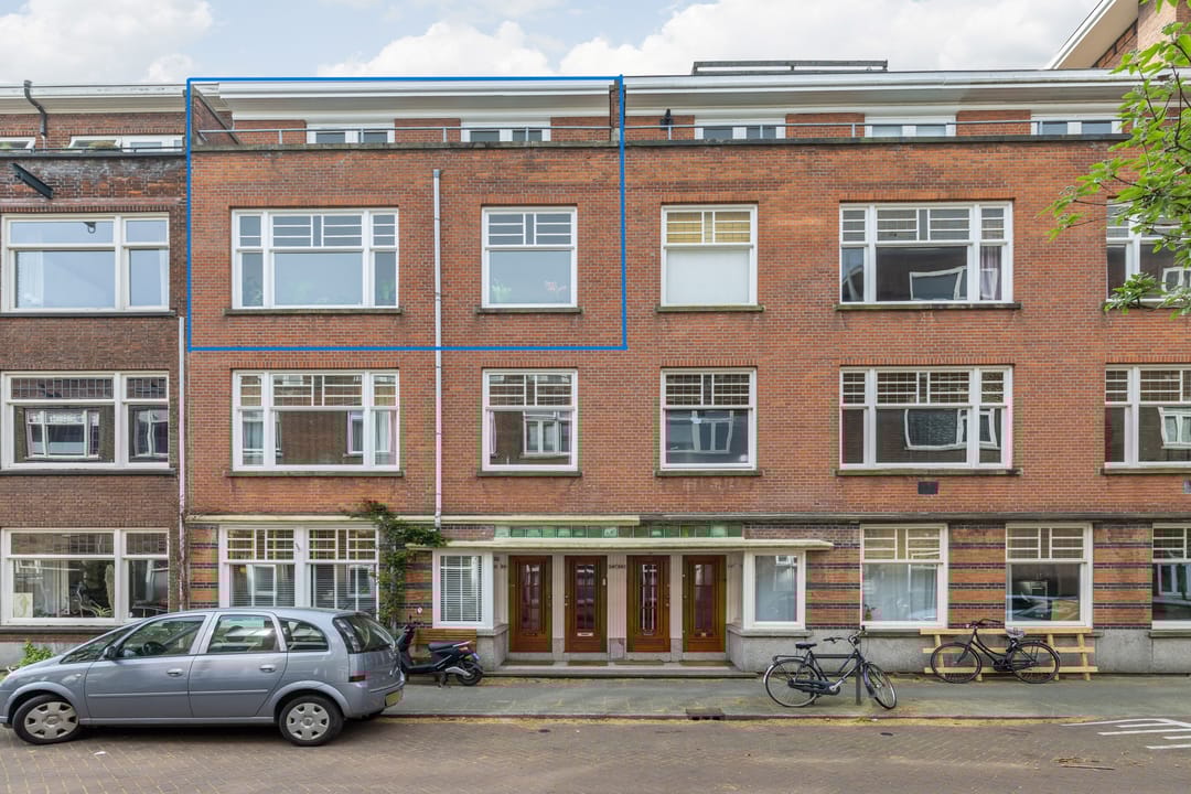 Photo 1 of Bisschopstraat 36-B02