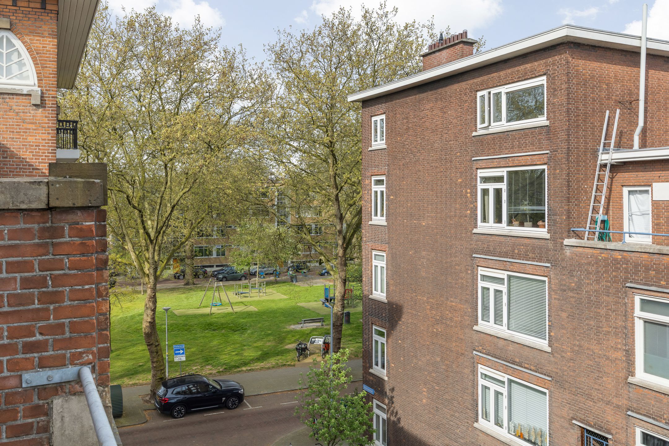 Photo 24 of Bisschopstraat 36-B02