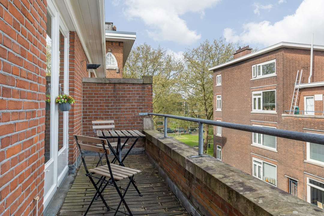 Photo 23 of Bisschopstraat 36-B02