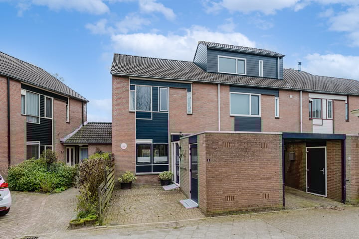 Foto 3 van Dovenetel 8