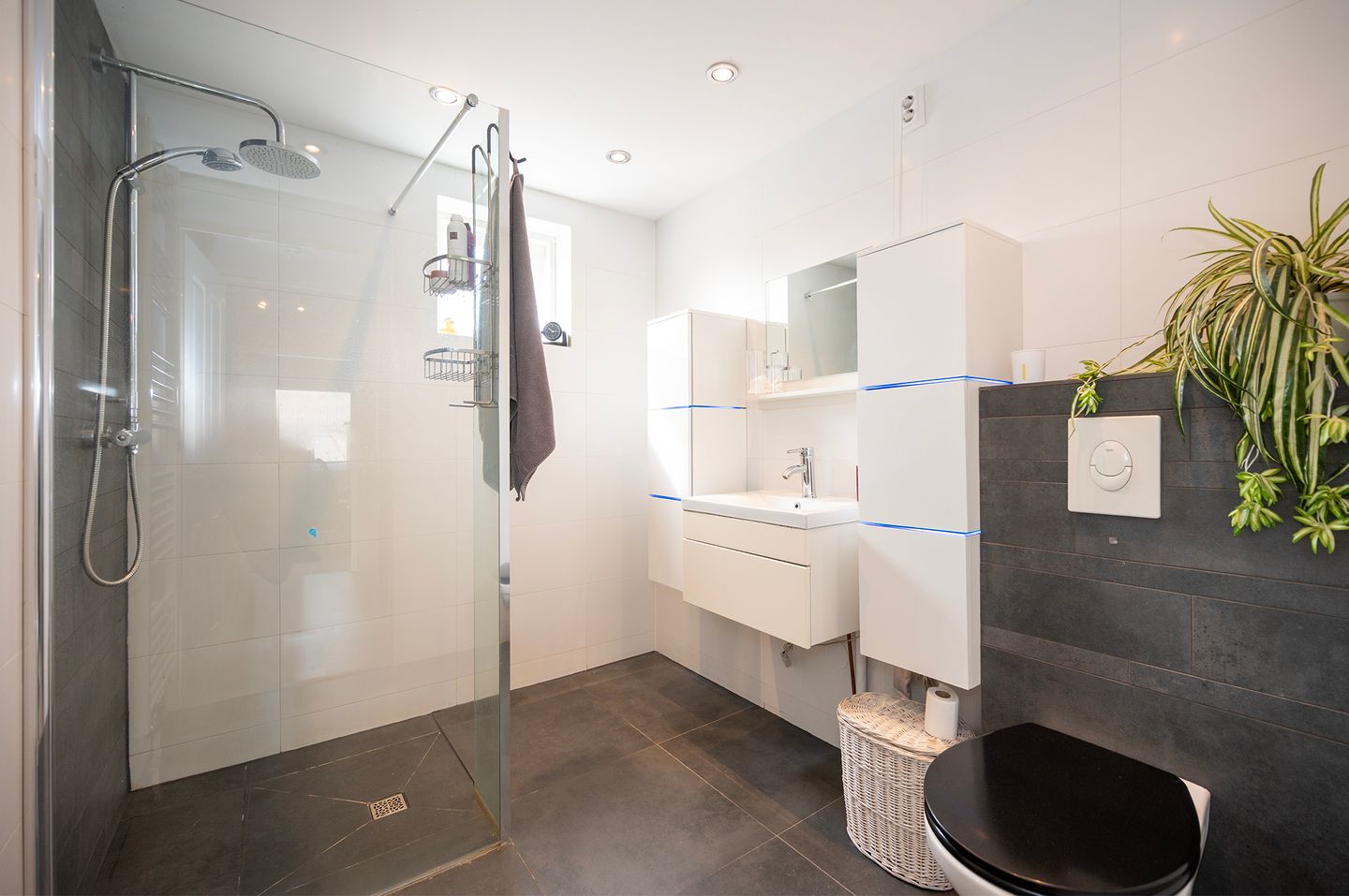 Foto 29 van Radio Oranjelaan 3