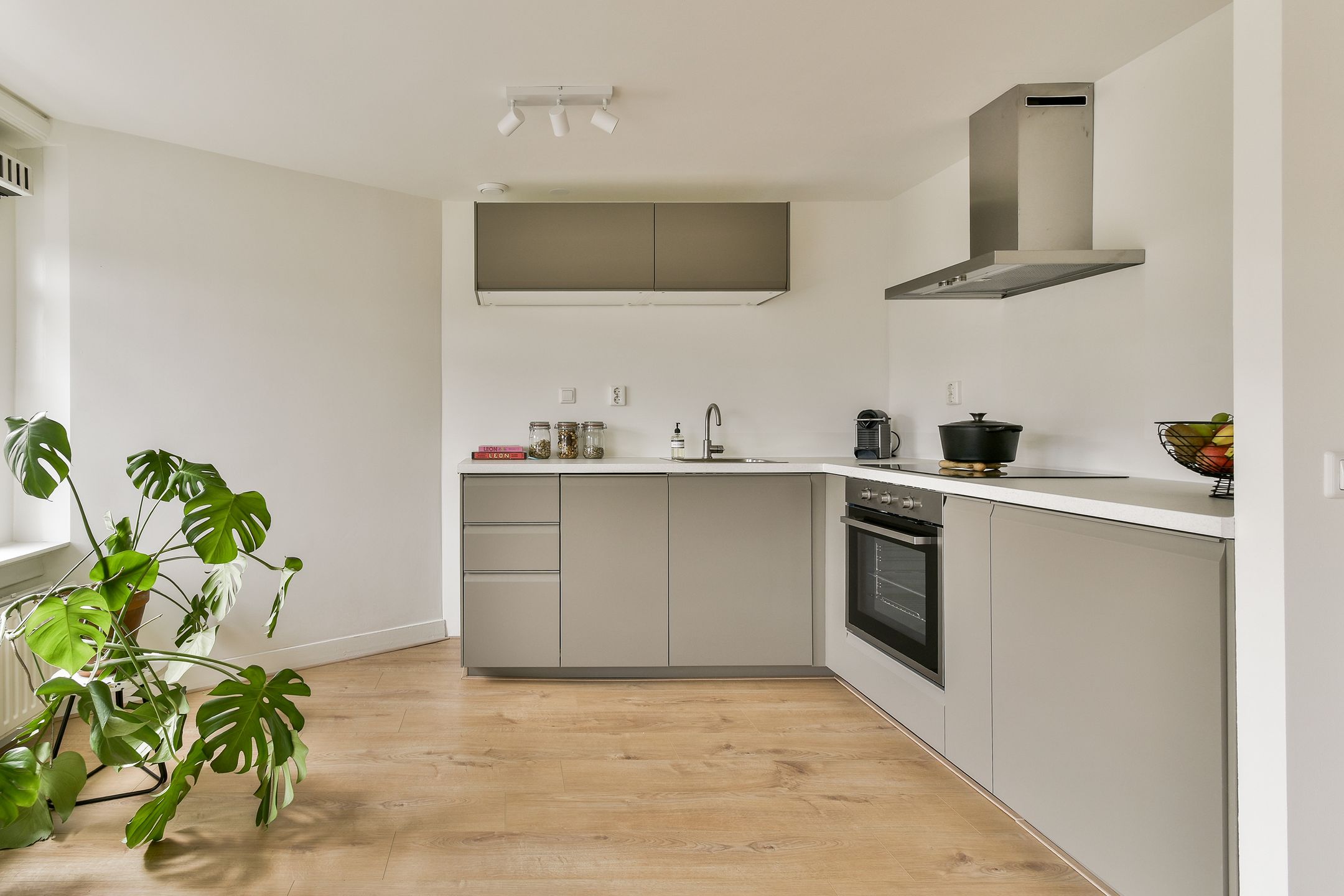 Foto 3 van Jan van Galenstraat 130-4