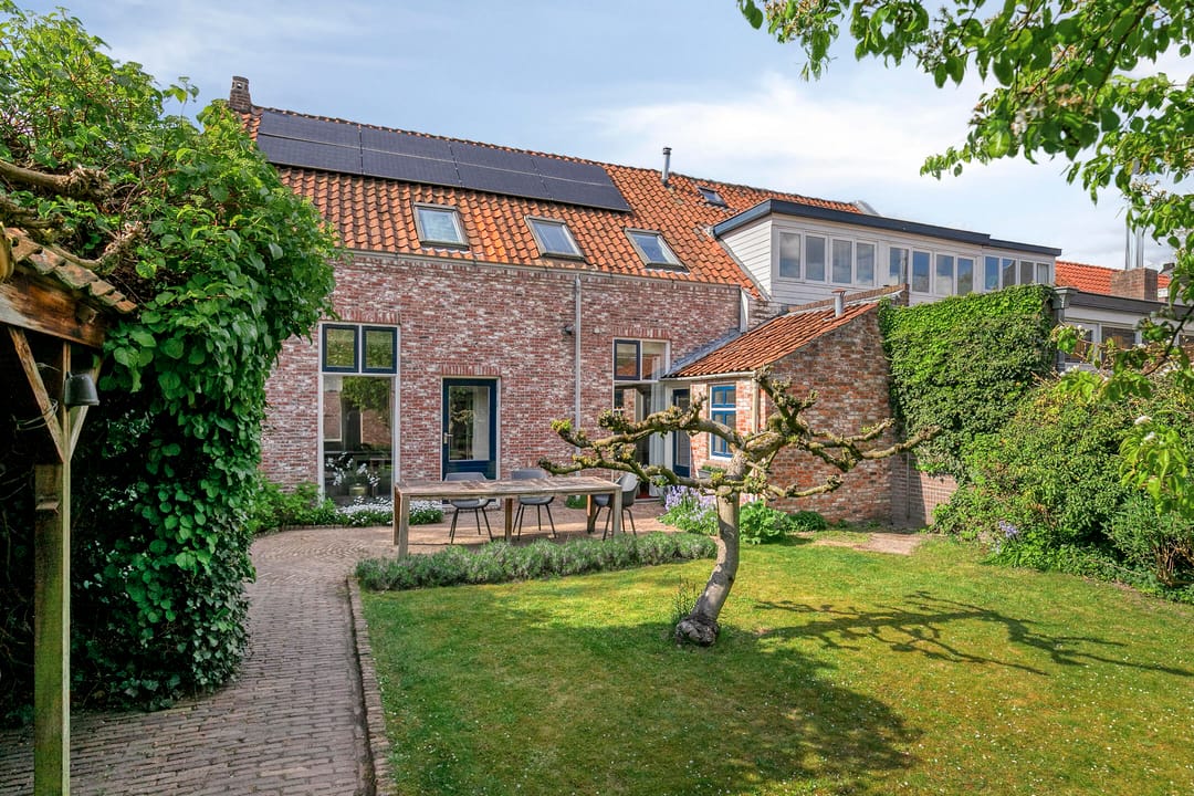 Photo 38 of Laarstraat 16
