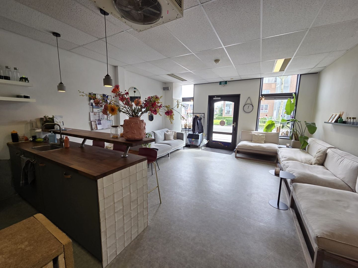 View photo 4 of Hoofdweg 216