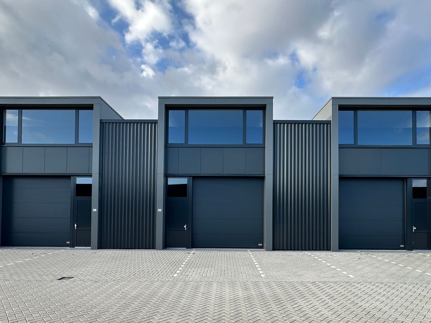 Bekijk foto 1 van Olmendreef 9-b28