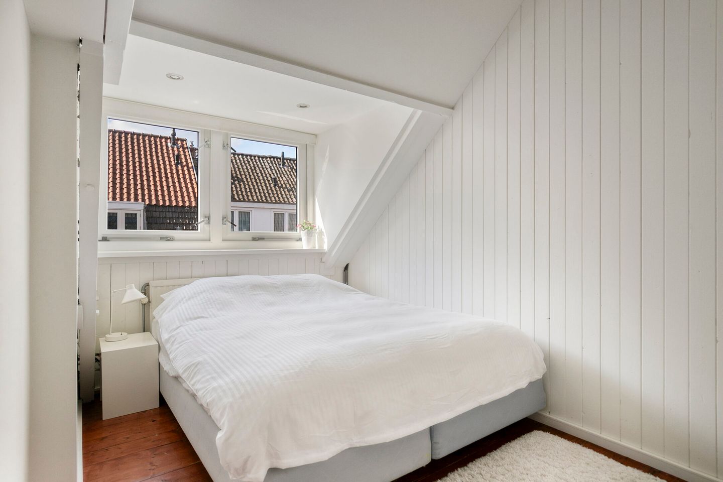 Photo 34 of Laarstraat 16