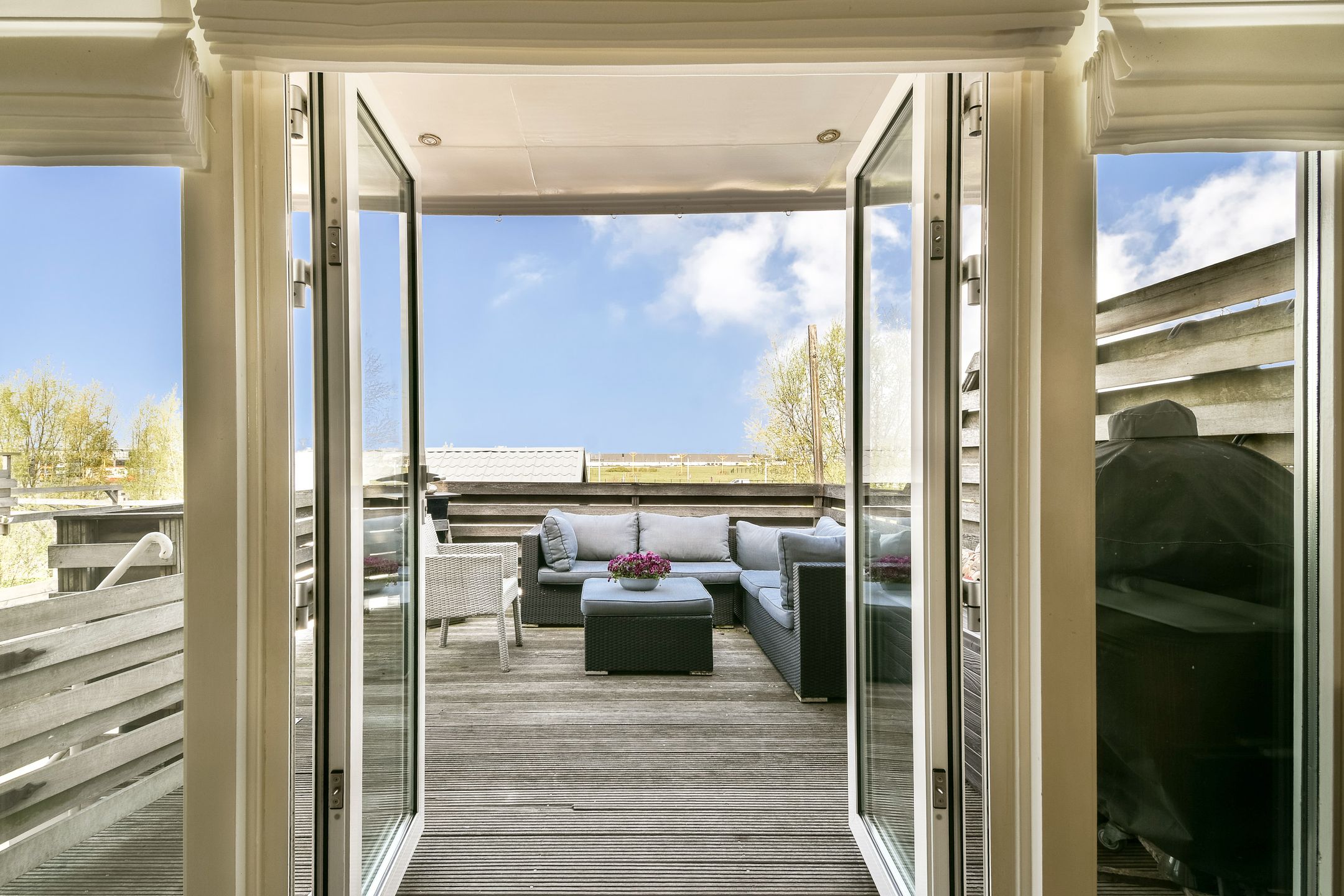 Photo 12 of Aalsmeerderdijk 120