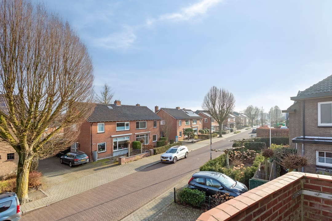 Foto 38 van Meester Lovinklaan 8