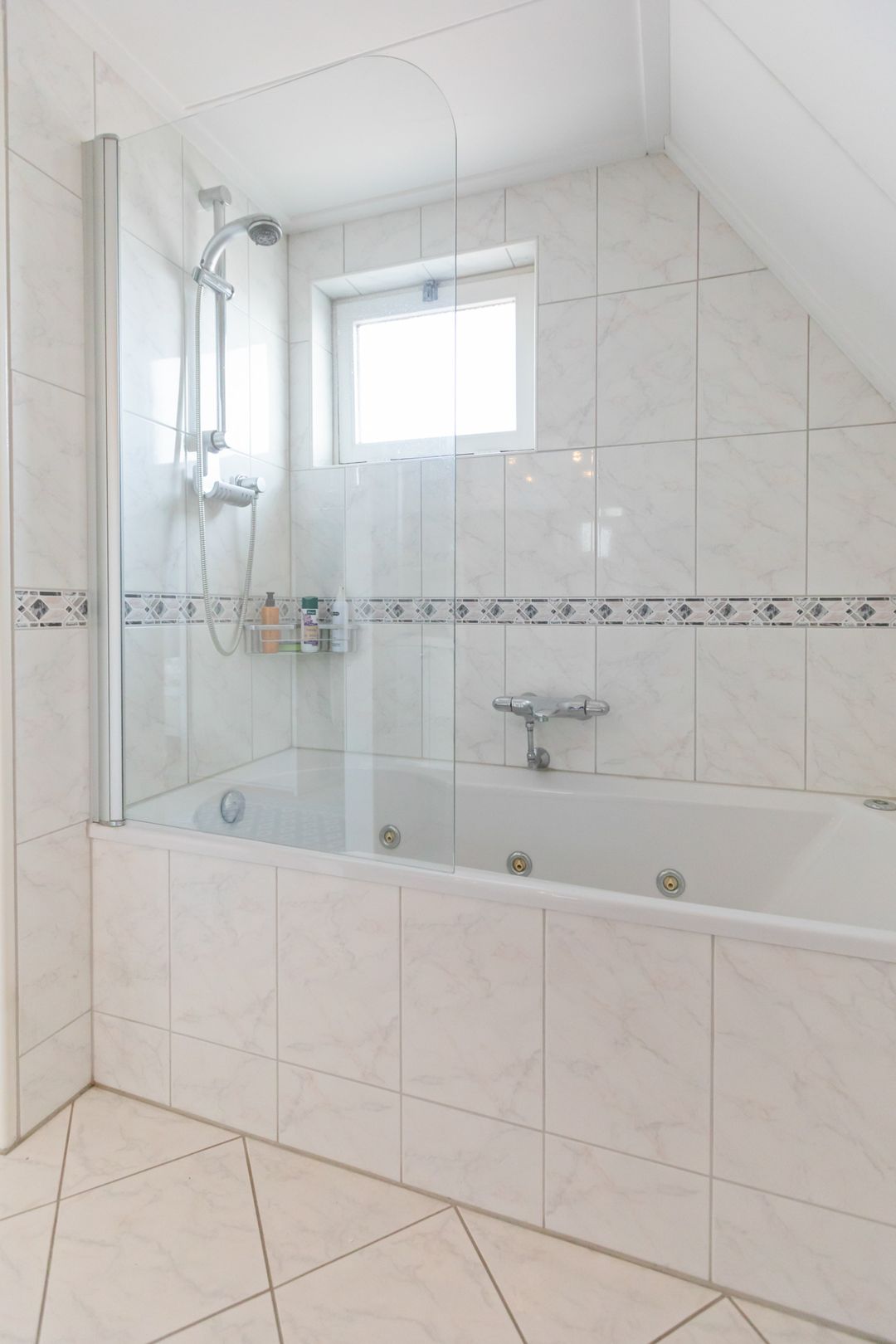 Foto 43 van Meester Lovinklaan 8