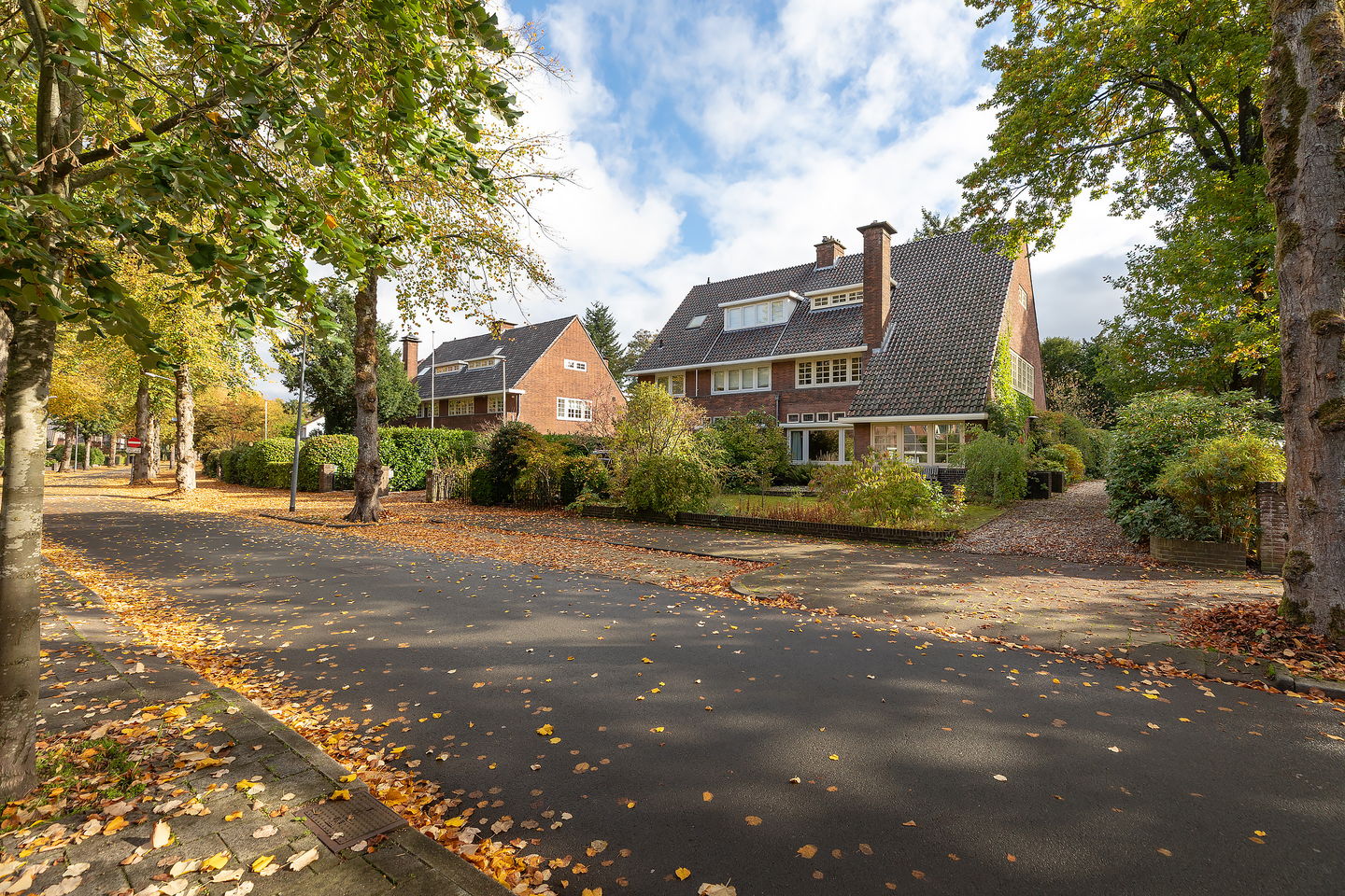 Spacious 1930s Semi-Detached Villa in Hilversum's Prestigious Schilderskwartier — 35