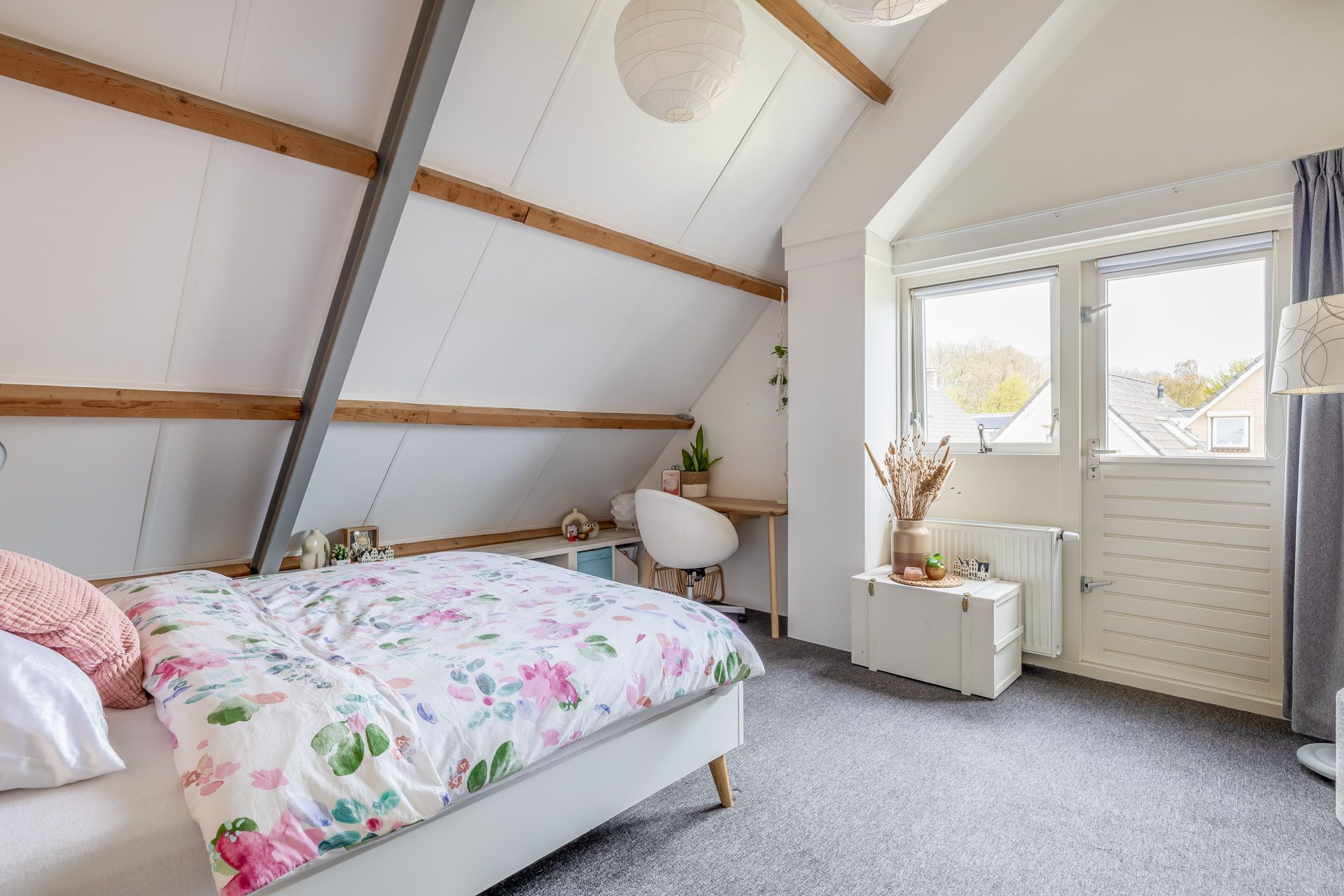 Foto 57 van Dennenlaan 42