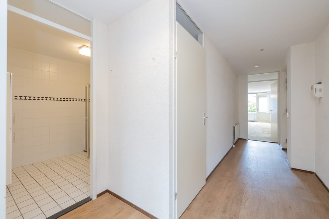 Ground floor apartment with garden and private garage near nature reserves — 23