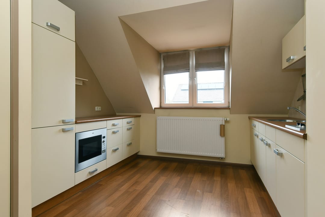 Spacious detached property with apartment and large plot in Echt — 26