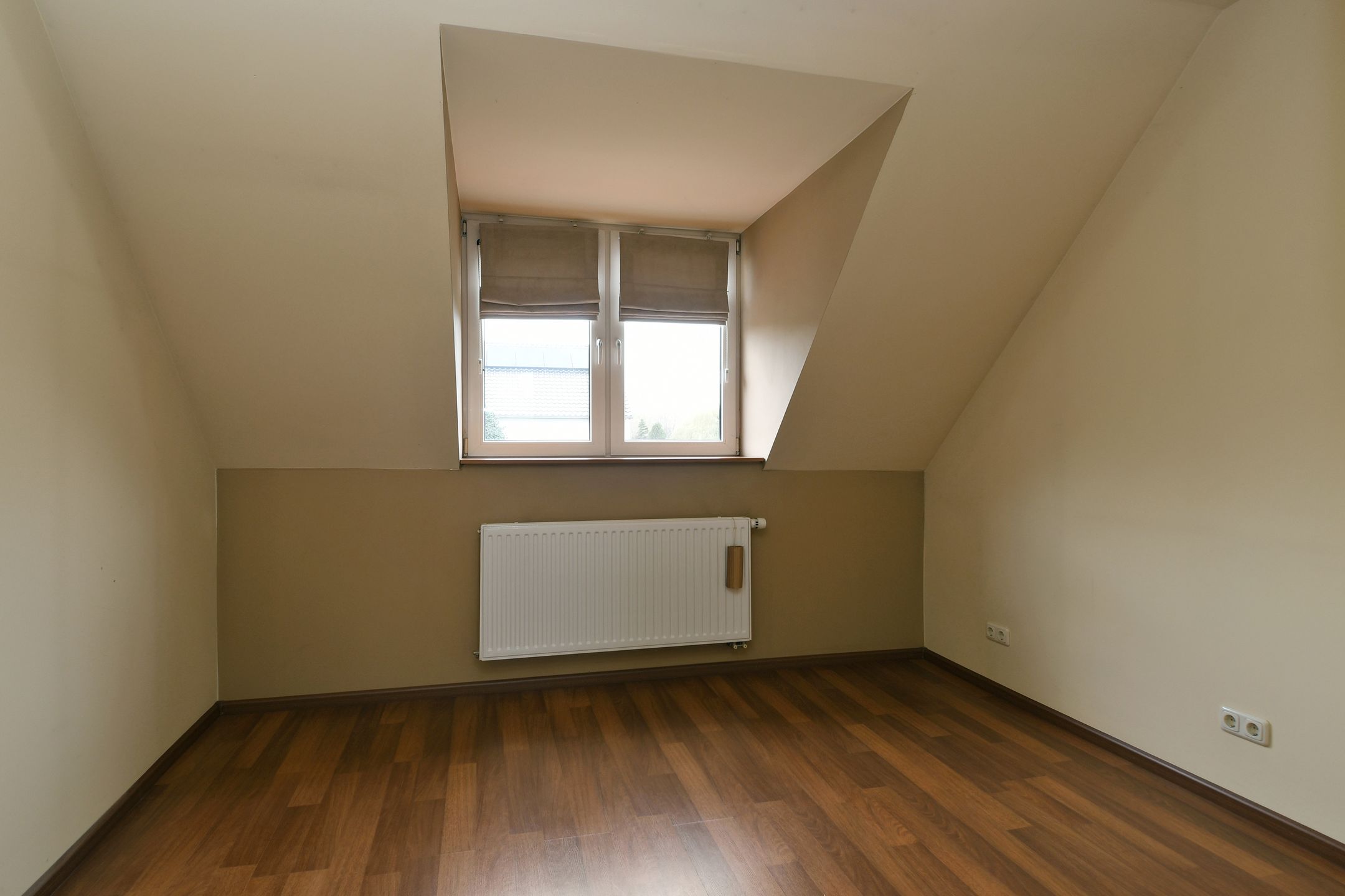 Spacious detached property with apartment and large plot in Echt — 27