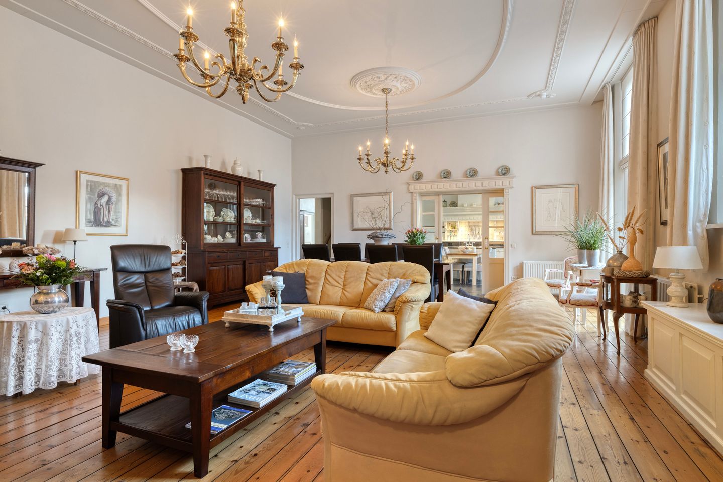 Bekijk foto 2 van Nieuwe Kerkstraat 24