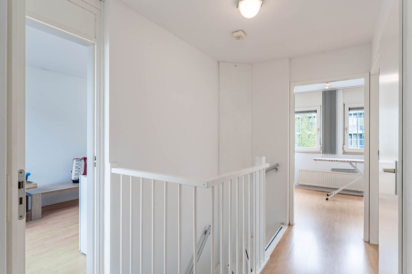 Photo 19 of Röntgenstraat 12