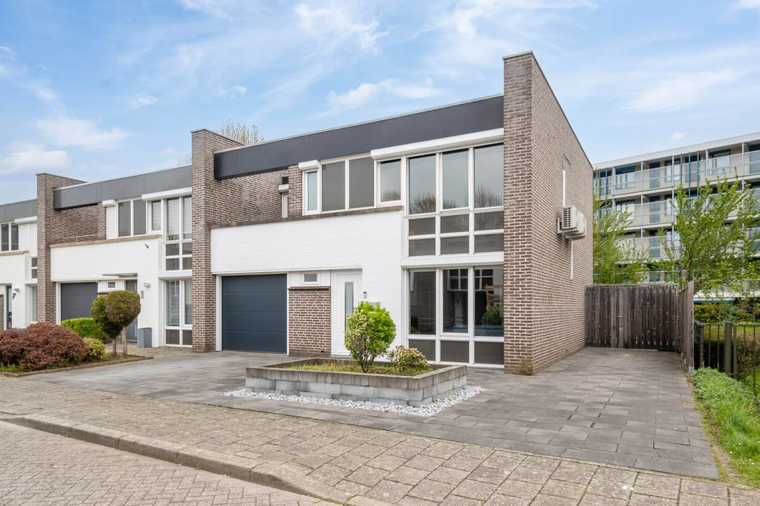 Photo 1 of Röntgenstraat 12