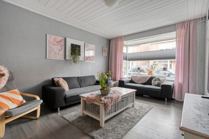 Foto 4 van Esdoornstraat 21