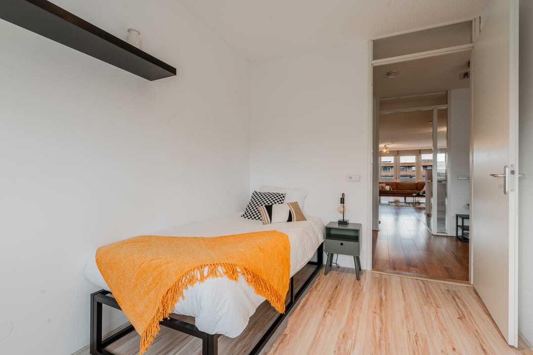 Photo 28 of Ottho Heldringstraat 27-R