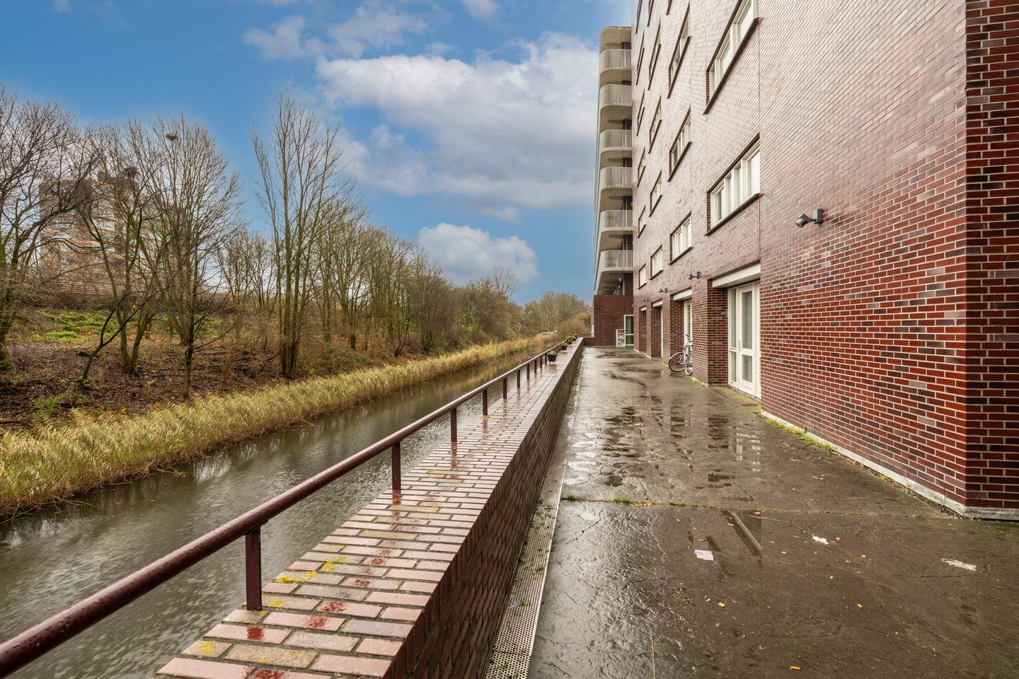 Photo 44 of Ottho Heldringstraat 27-R