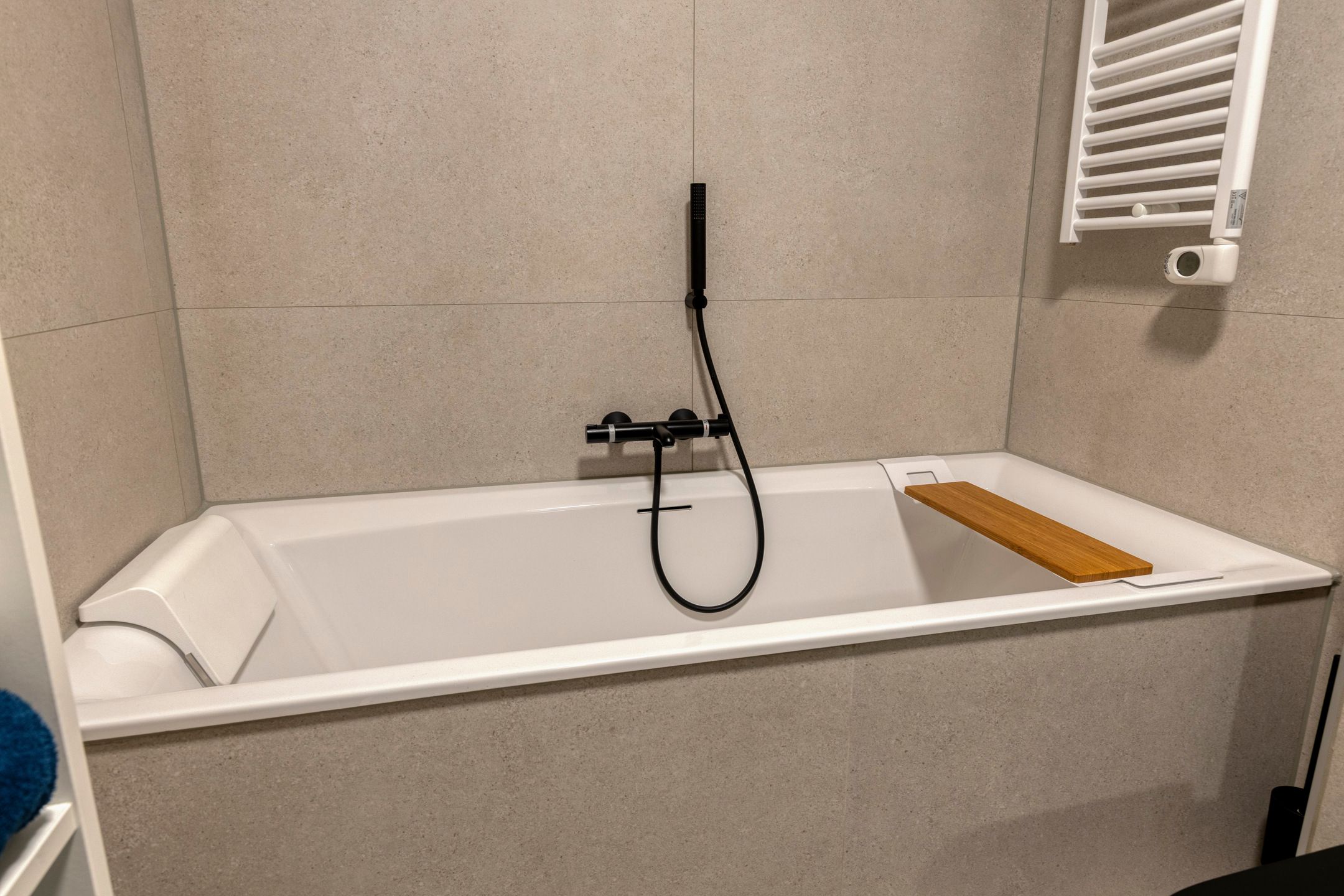 Photo 24 of Port Broclede 38