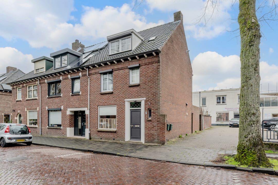 Photo 1 of Kloosterstraat 8