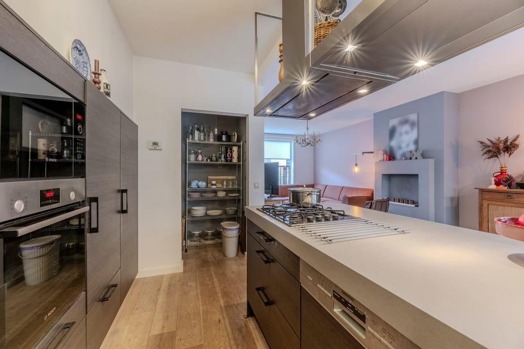 Photo 11 of Kloosterstraat 8