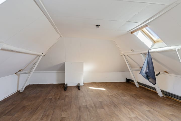 Photo 3 of Hoofdstraat 8