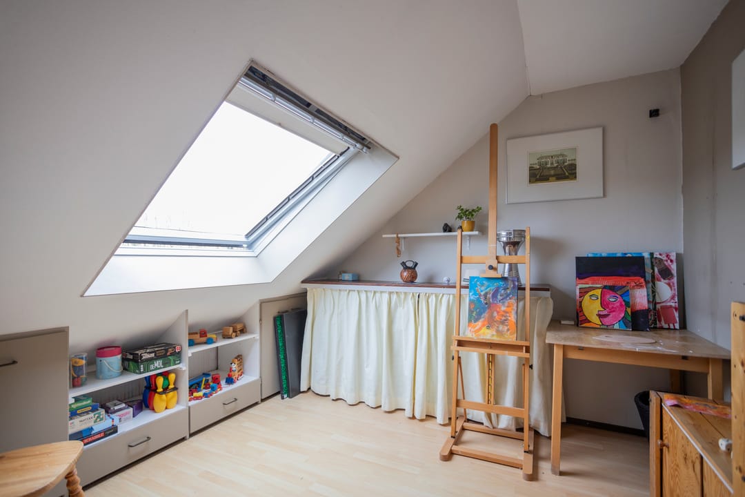 Spacious Family Home with 4 Bedrooms and Sunny Garden in Hoofddorp — 32