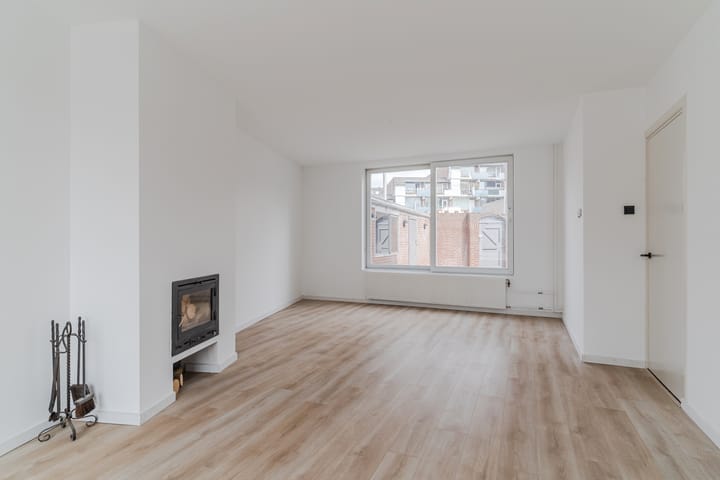 Hoekwoning te koop: Korvelplein 2, Tilburg