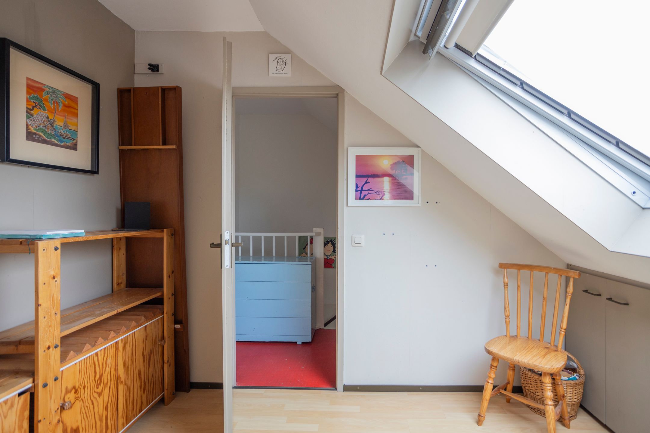 Spacious Family Home with 4 Bedrooms and Sunny Garden in Hoofddorp — 33