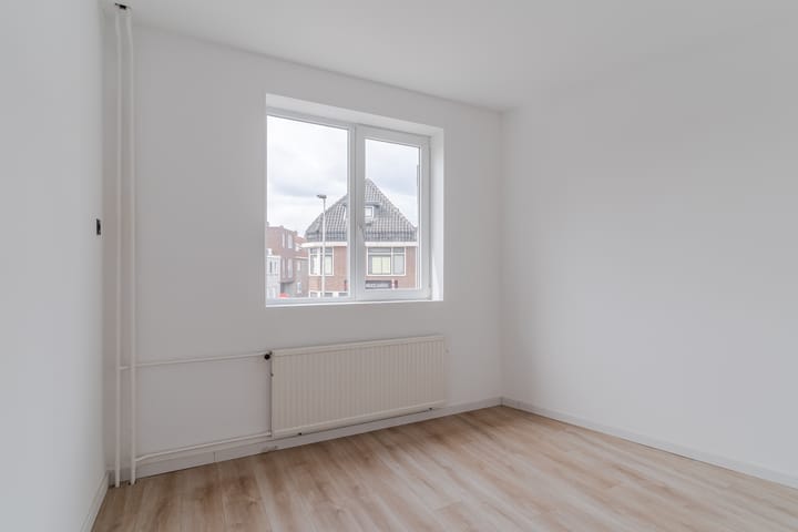 Hoekwoning te koop: Korvelplein 2, Tilburg