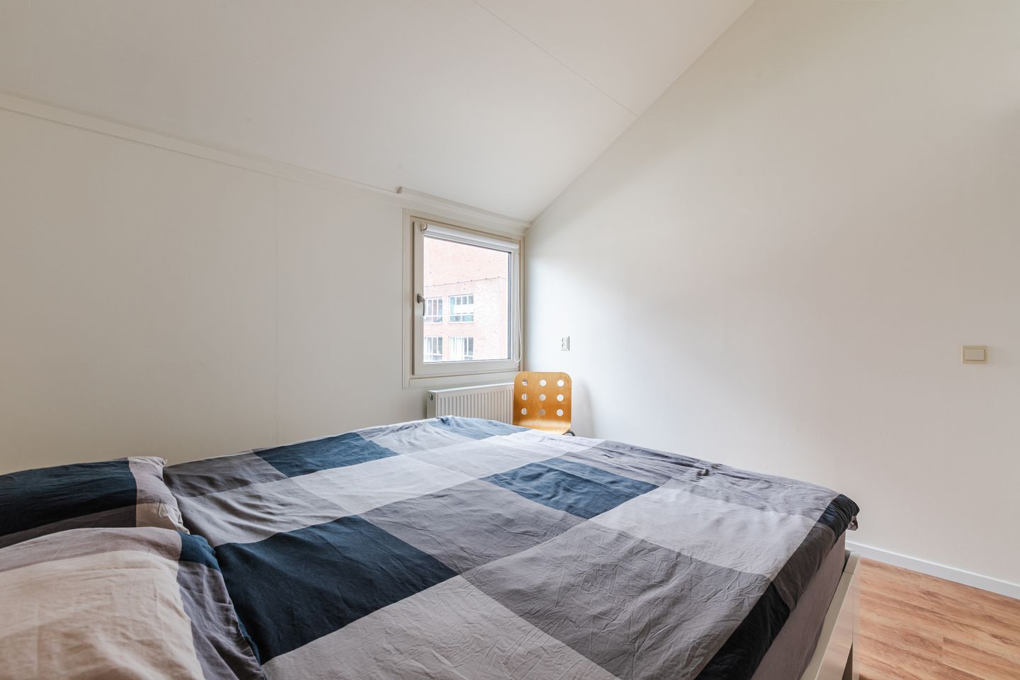 Foto 25 van Zwaluwstraat 43