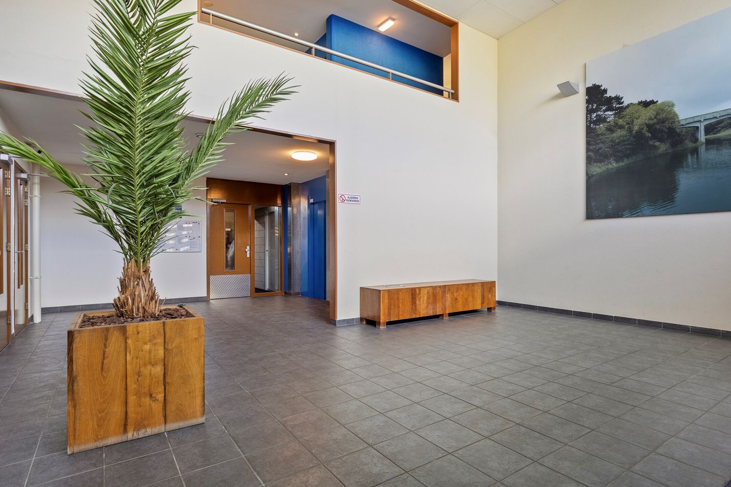 Photo 5 of Anna Blamansingel 239